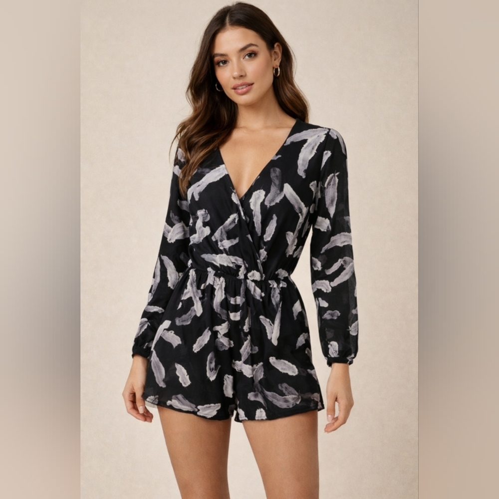 Womens Express Pull On Romper, Black White Feather Print Sheer Long Sleeves XS